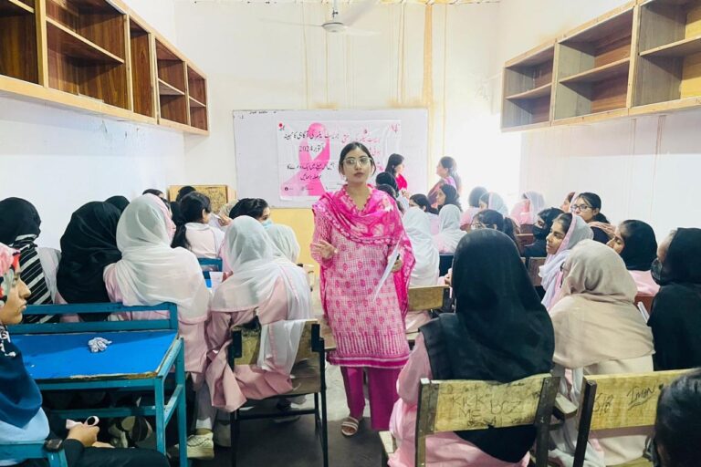 Breast Cancer Awareness Session at Rise Girls College in Multanbreast cancer awareness session in multan (2)