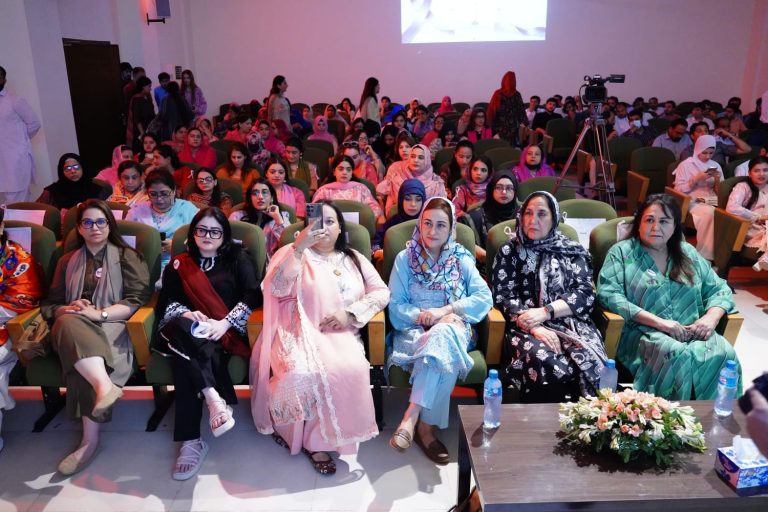 Lahore World Breast Cancer Research Day -Data Saves Lives Tomorrow , observed in LGU. (4)