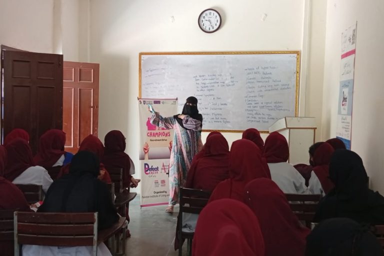 Dementia Awareness Session held at Babul Madinah Institute of Health Sciences in Peshawar