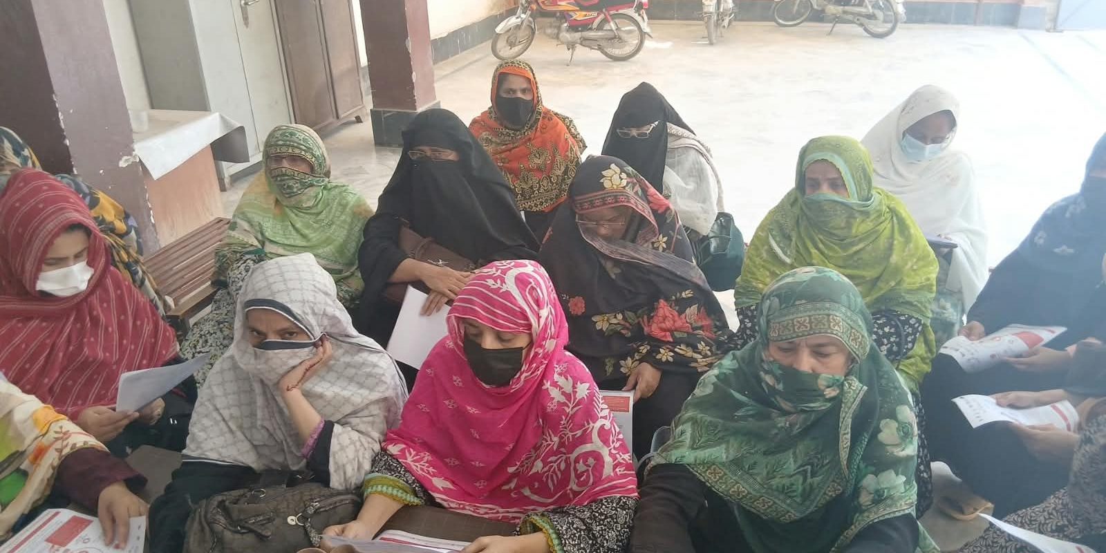 Peshawar Breast Cancer Awareness Session With LHWs