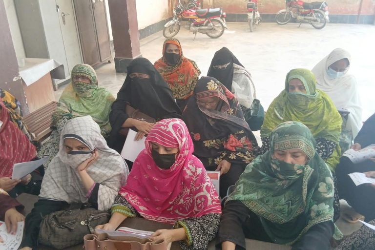 Peshawar Breast Cancer Awareness Session With LHWs